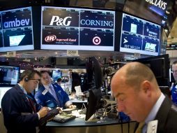 El índice compuesto del mercado Nasdaq cerró la sesión con un ascenso de 56.22 puntos. AP / ARCHIVO