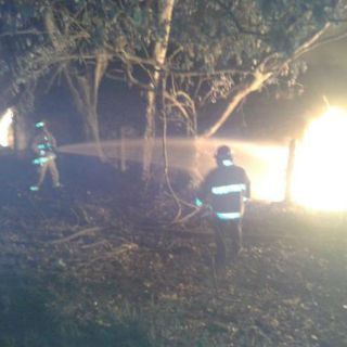 Suman 14 muertos por explosión de pipa en Tabasco