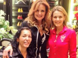 Ahora, Alejandra del Río Ávila (c) competirá por una diputación a la ALDF con Movimiento Ciudadano. TWITTER / @Alejandra05