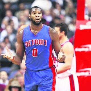 Los Pistons superan a los líderes Hawks