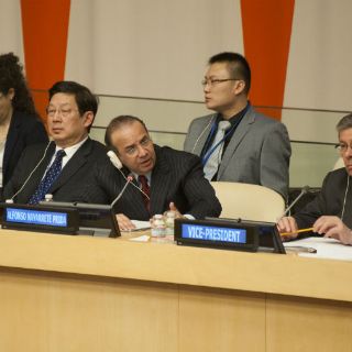 Navarrete Prida pide fortalecer políticas de empleo