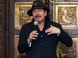 Carlos Santana será homenajeado con el premio Espíritu de la Esperanza por el activismo social que ejerce. AFP / ARCHIVO