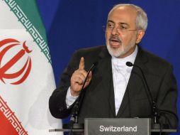 El Ministro de Exteriores de Irán, Mohamed Yavad, Zarif, habla del acuerdo hecho. EFE / L. Gillieron