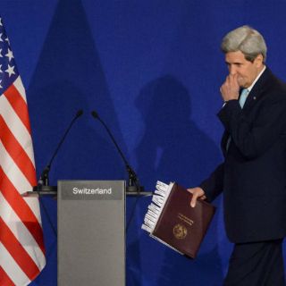 'Se ha suprimido el camino a la bomba atómica', dice John Kerry