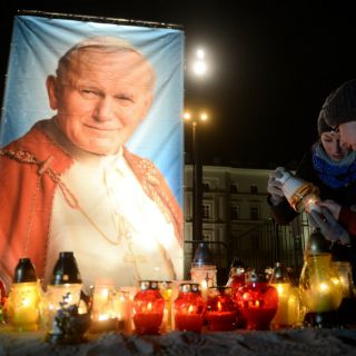 Polacos conmemoran aniversario luctuoso de Juan Pablo II