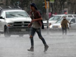 El Meteorológico también prevé precipitaciones fuertes con actividad eléctrica y granizadas en Puebla. NTX / ARCHIVO