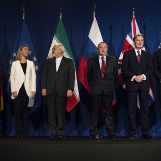 Tras negociación con Irán, Obama debe 'vender' el acuerdo al Congreso