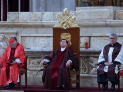 Durante la ceremonia, Rivera Carrera recordó la pasión de Cristo. SUN / L. Cortés
