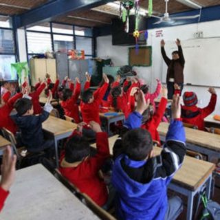 Cuatro de cada 10 directores exigen cuotas escolares