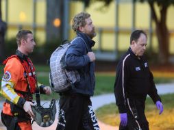 Jordan rechazó tratamiento médico en el centro hospitalario y salió andando por sus propios medios para reunirse con su familia. AP / S. Early