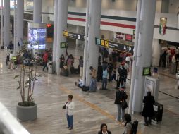 Los hechos ocurrieron cuando el personal efectuaba inspecciones aleatorias a pasajeros. NTX / ARCHIVO