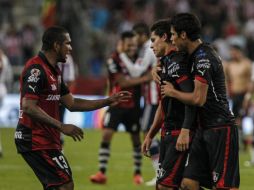 González cuenta con el respaldo de sus compañeros para superar el incidente. EL INFORMADOR / F. Atilano