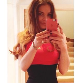 Lindsay Lohan y otro desastre con el retoque