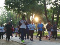 Luisa María Calderón inicia su campaña con un recorrido de una hora trotando por el Bosque Cuauhtémoc de la ciudad de Morelia. TWITTER / @CocoaCalderon