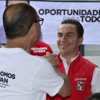 Comerciantes piden a Salvador Rizo parar el crecimiento de los tianguis