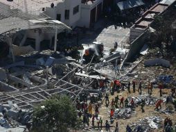 Declararon que les hubiera gustado apoyar más pero, tras dos horas de retirar escombros, los granaderos los retiraron. NTX / ARCHIVO