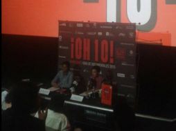 Garbiñe Ortega (der.) y Eduardo Mestre, fundador de Siete Misterios, durante la rueda de prensa inaugural en Cinépolis Centro Magno. TWITTER / @Ambulante