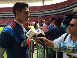 Carlos Salcedo dijo que pasa por su mejor momento. TWITTER / @Chivas