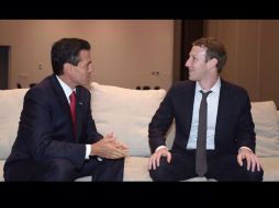 En el marco de la Cumbre de las Américas, el Ejecutivo saluda al empresario esta mañana. INSTAGRAM / penanieto