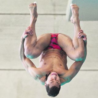 Jahir Ocampo va por su tercer oro al hilo