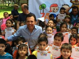 Los niños contaron al aspirante que les gustaría que hubiera menos delincuencia y mejores oportunidades para sus padres. TWITTER / @PabloLemusN