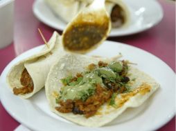 En los tacos al pastor la carne es lo más característico por el adobo con el que se prepara. EL INFORMADOR / ARCHIVO