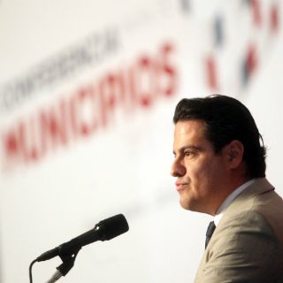 El PAN y PRD critican convocatoria de Aristóteles a marchar