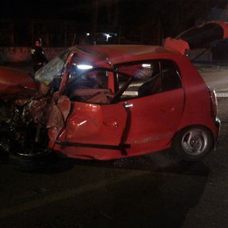 Mueren dos personas por choque en carretera a Chapala