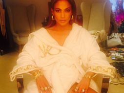 Reconocida por su belleza y elegancia, López fue elogiada por su atuendo con el que se presentó en la ceremonia. INSTAGRAM / @jlo