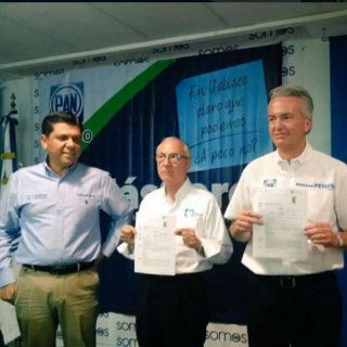 Panistas se someten a exámenes de control de confianza