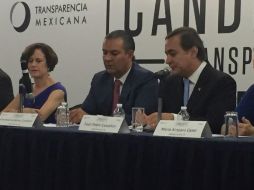 Castañón (d) señala que ante la corrupción, es necesario cambiar el marca legal actual y que sociedad y Gobierno trabajen juntos. TWITTER / @ObsNalCiudadano
