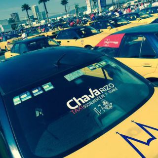 Taxistas de Zapopan se reúnen con Salvador Rizo