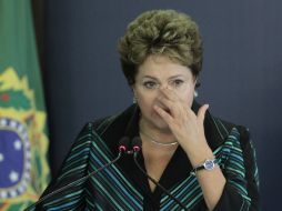 Rousseff aseguró que Brasil continuará realizando concesiones de carreteras y subastas de energía. AP / ARCHIVO