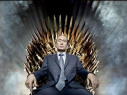 El presidente Putin es blanco constante de ''memes'', como este, donde aparece sentado en el trono de hierro. ESPECIAL /
