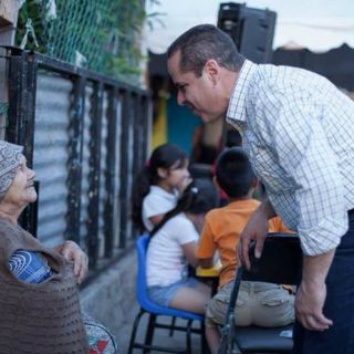 Enrique Velázquez buscaría a urbanista para dirigir Obras Públicas