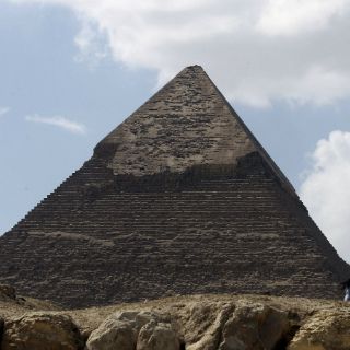 Gran Pirámide de Guiza tenía esfera en la punta, según estudio