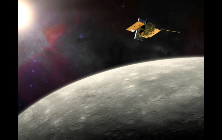 Messenger viajó más de seis años y medio antes de poder orbitar alrededor del planeta. AP /