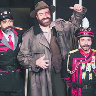 'Si hay gente que vaya al teatro, tendremos mejores gobernantes': Bruno Bichir