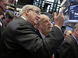 El mercado tecnológico Nasdaq registró una pérdida de 75.98 puntos, por lo que terminó con cuatro mil 931.81 puntos. AP / R. Drew