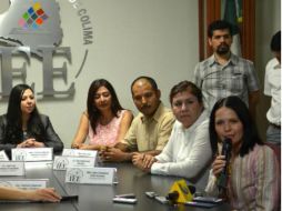 Cuando Zepeda (d) se registró como aspirante ante el IEPC de Colima, presentó a su partido su declaración patrimonial. TWITTER / @IEECOLIMA