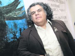 Muestra. Víctor Hugo Pérez transforma sus deseos con un poco de tequila. EL INFORMADOR / E. Flores