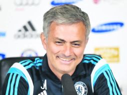 'No lo sé. ¿Yo? No, para nada, soy el último que podría ganarlo. No he sido nombrado Entrenador del mes ni una vez', dijo ayer Mourinho ESPECIAL / @chelseafc