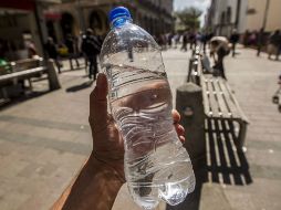 En México, el agua potable se puede consumir perfectamente, lo importante es lavar los tinacos y las cisternas dos veces al año. EL INFORMADOR / ARCHIVO