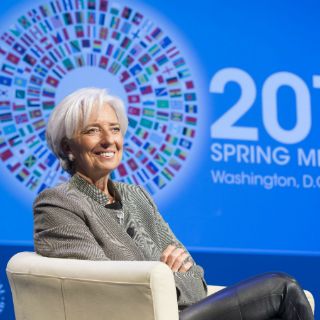 Lagarde confía en 'acelerar' el trabajo con Grecia