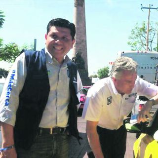 Petersen pide a Villanueva que se retire de la contienda