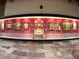 Las exposiciones de Contreras y Tolentino permacerán hasta el 12 de mayo en la estación Juárez. TWITTER / @SITEURJAL