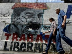 La economía venezolana cerró en recesión en 2014 y una fuerte crisis de escasez. AFP / F. Parra