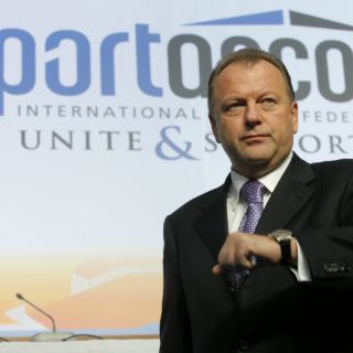Dirigente olímpico lanza críticas feroces al COI