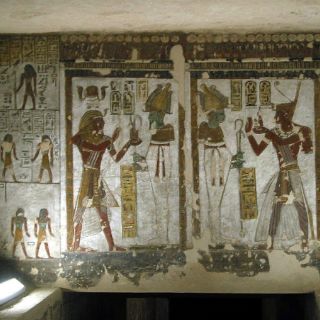 Hallan tumba de faraón egipcio de más de cuatro mil 500 años