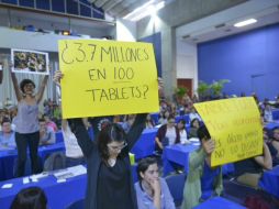Este lunes, varios estudiantes del ITESO confrontaron al priista en un debate. TWITTER / @ITESO